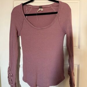 We The Free Women's Mauve Rose thermal appliqué Long Sleeve Top